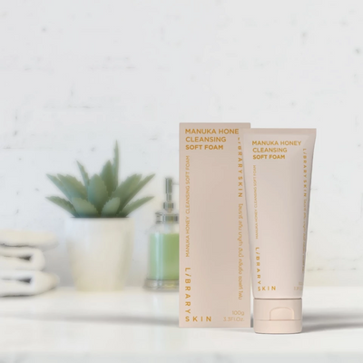 Soft foam cleanser with Manuka Honey