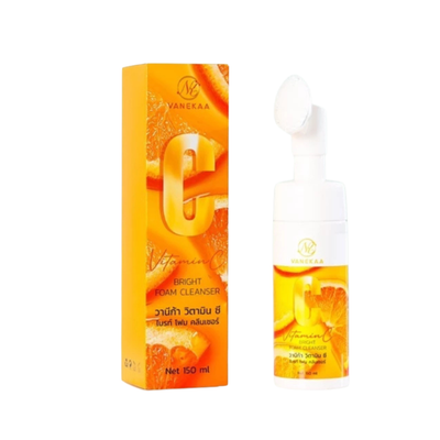 Vanekaa Vitamin C Bright Foam Cleanser packaging and bottle Display on a white background