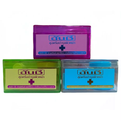 Three variants of Yanhee Special Melasma Freckles Acne Face Cream Set for daily facial skincare.