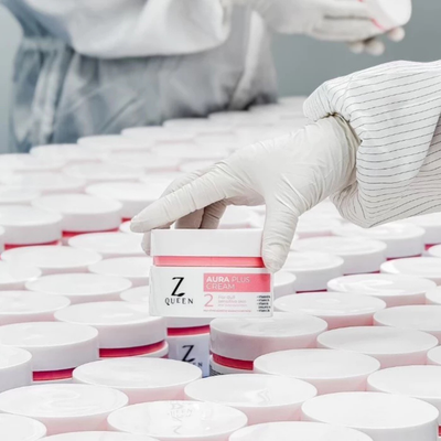 Daily nourishing cream Z Queen Aura Plus